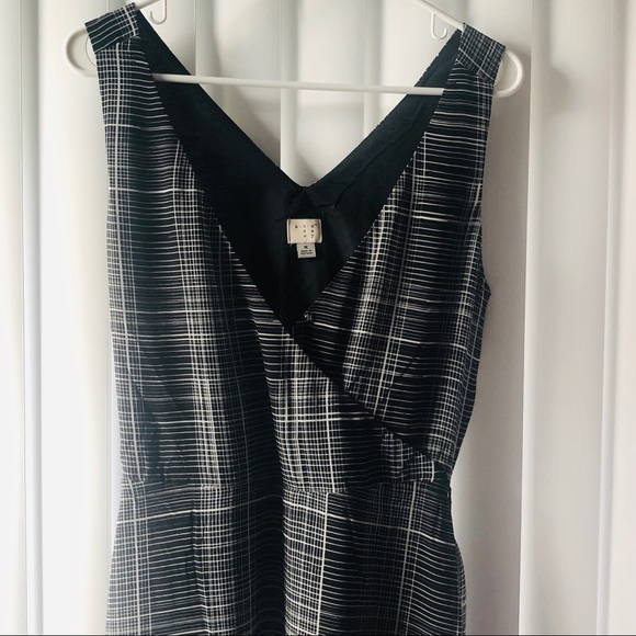 A NEW DAY - M BLACK/WHITE DRESS - Picture 3 of 8